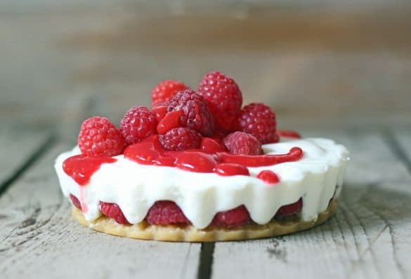 Cheesecake mit Himbeeren Cheesecake mit Himbeeren