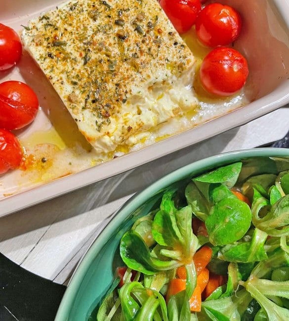 Feldsalat mit Ofen-Feta
